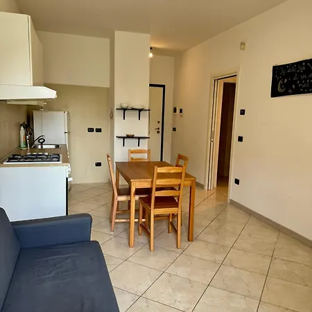 Apartment Stay-apartments In Capruzzi With Private Parking *