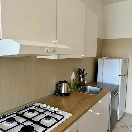 Stay-apartments In Capruzzi With Private Parking Apartamento