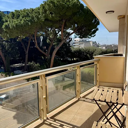 Апартаменти Stay-apartments In Capruzzi With Private Parking