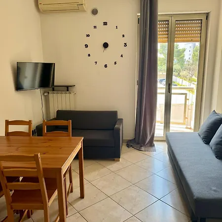 Stay-apartments In Capruzzi With Private Parking * Барі